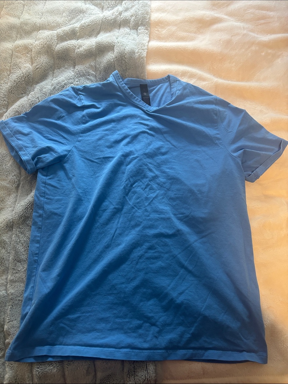 lululemon athletica Women's Short Sleeve Tee in Bright Blue